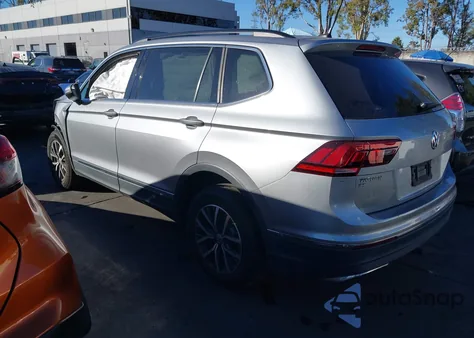 2020 Volkswagen Tiguan 2.0T Se/2.0T Se R-Line Black/2.0T Sel from USA, damaged, VIN 3VV3B7AX9LM095270